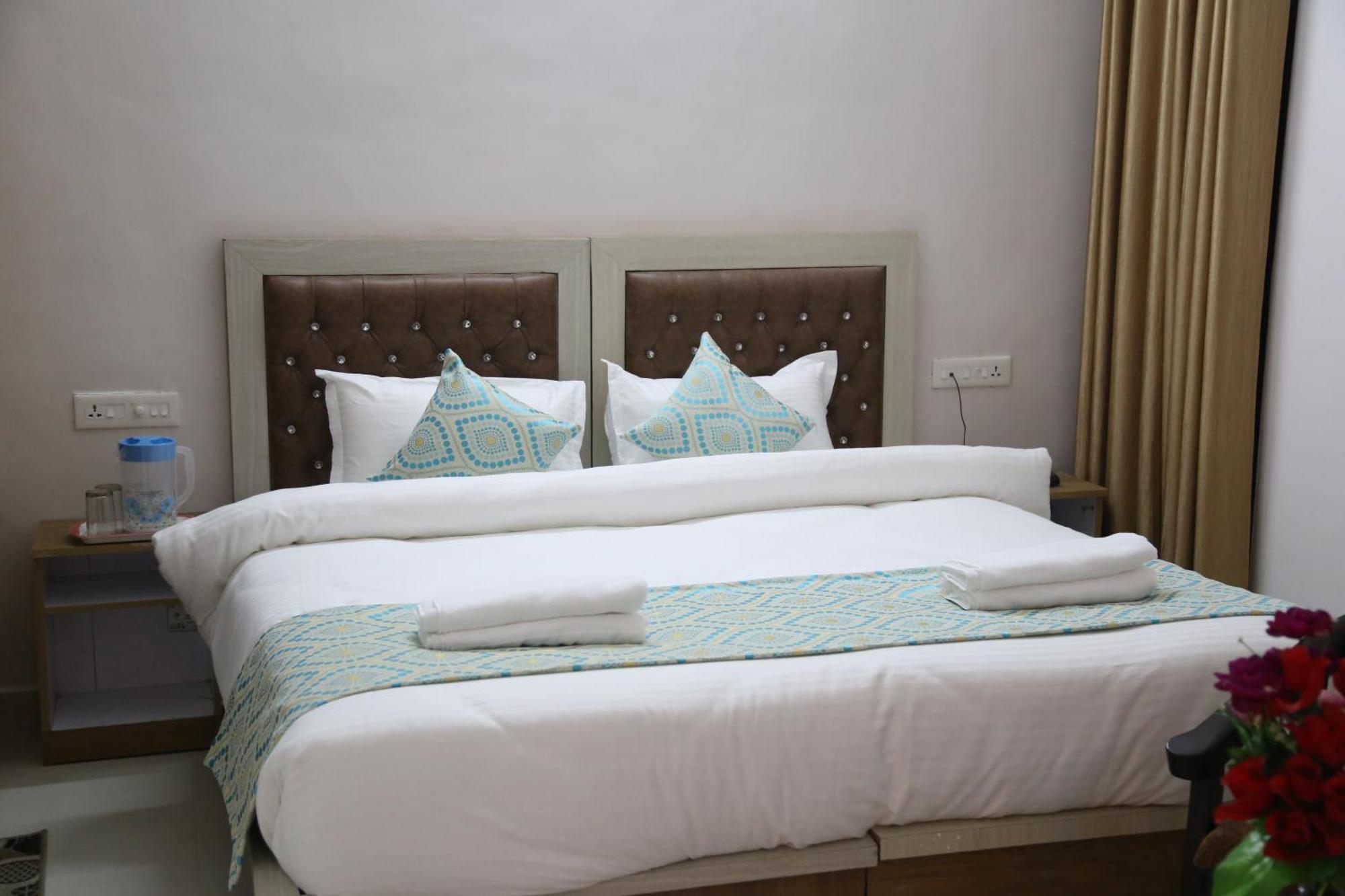 Hotel Yog Tapovan- Rafting Available Rishīkesh Exterior foto